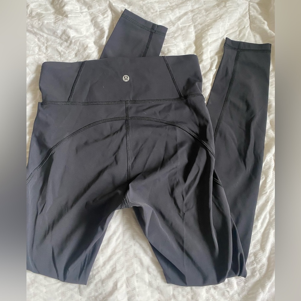 Lululemon black leggings with side pockets